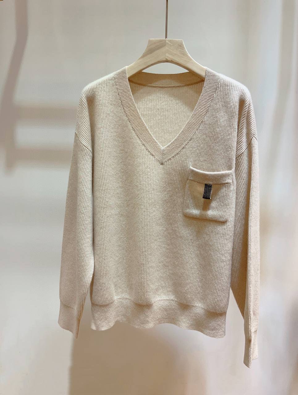 Коллекционный женский свитер BC BP-20051 Коллекционный женский свитер BC BP-20051