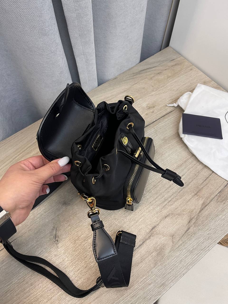 Трендовая сумка-слинг Prada BP-42454 Трендовая сумка-слинг Prada BP-42454