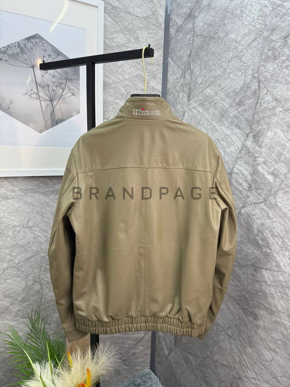 Кожаная куртка из кожи ягненка Kiton BPLUX5604 Кожаная куртка из кожи ягненка Kiton BPLUX5604