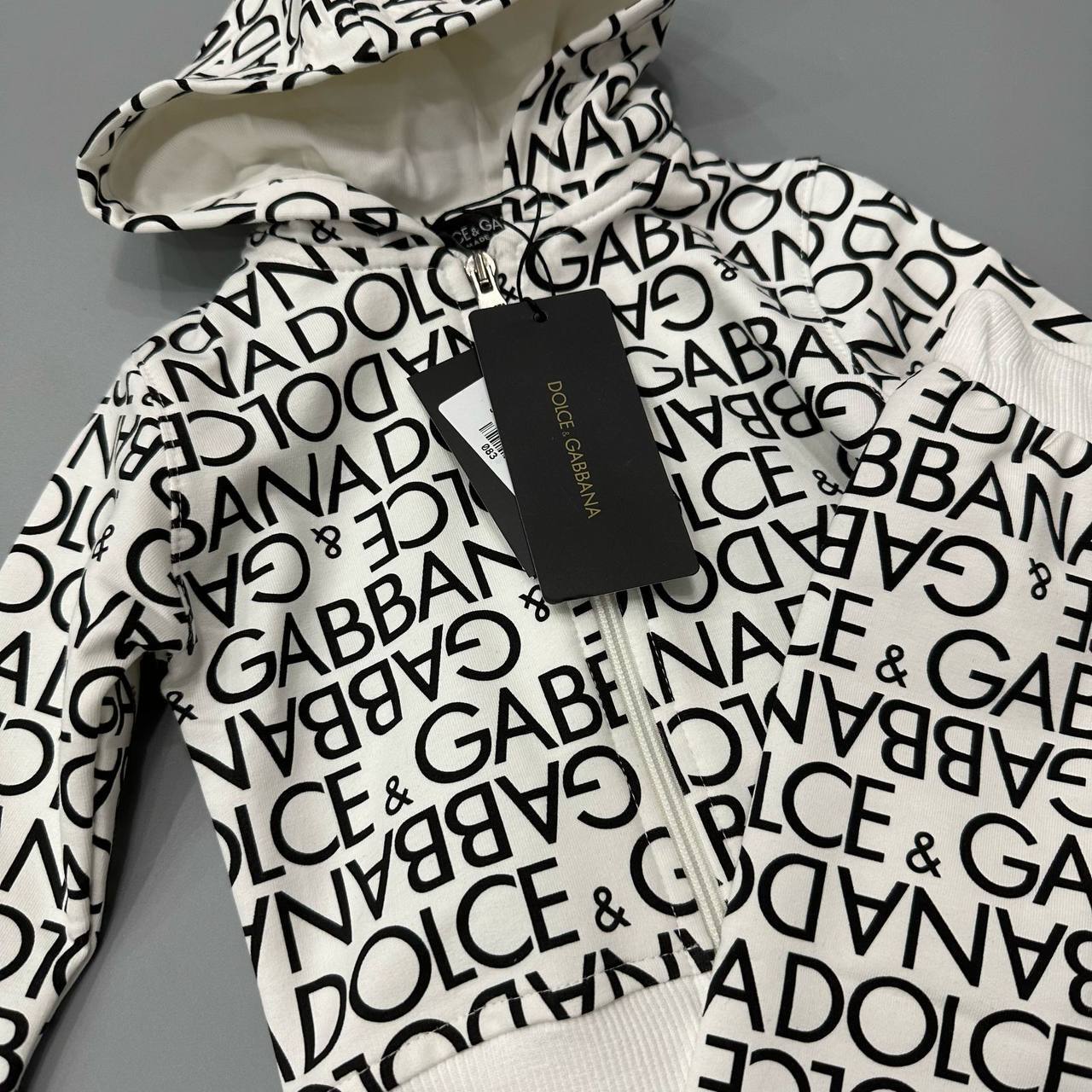 Костюм Dolce & Gabbana премиум BP-46237 Костюм Dolce & Gabbana премиум BP-46237