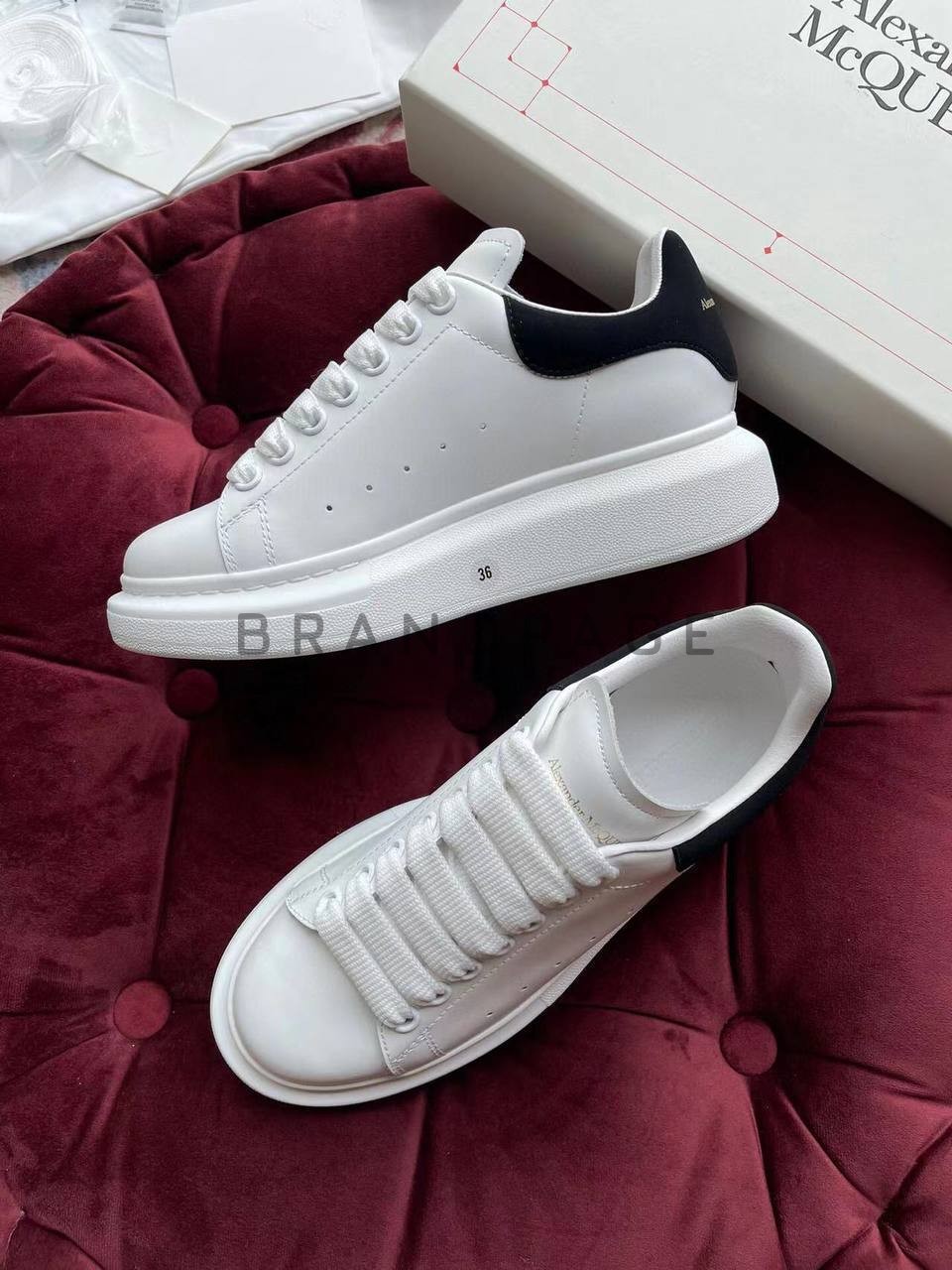 Кожаные кроссовки Alexander McQueen BPLUX12494 Кожаные кроссовки Alexander McQueen BPLUX12494