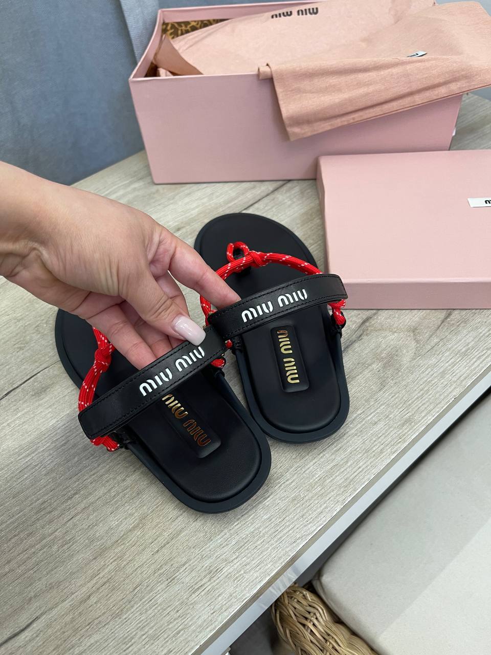 Коллекционные сандалии Miu Miu BP-51505 Коллекционные сандалии Miu Miu BP-51505