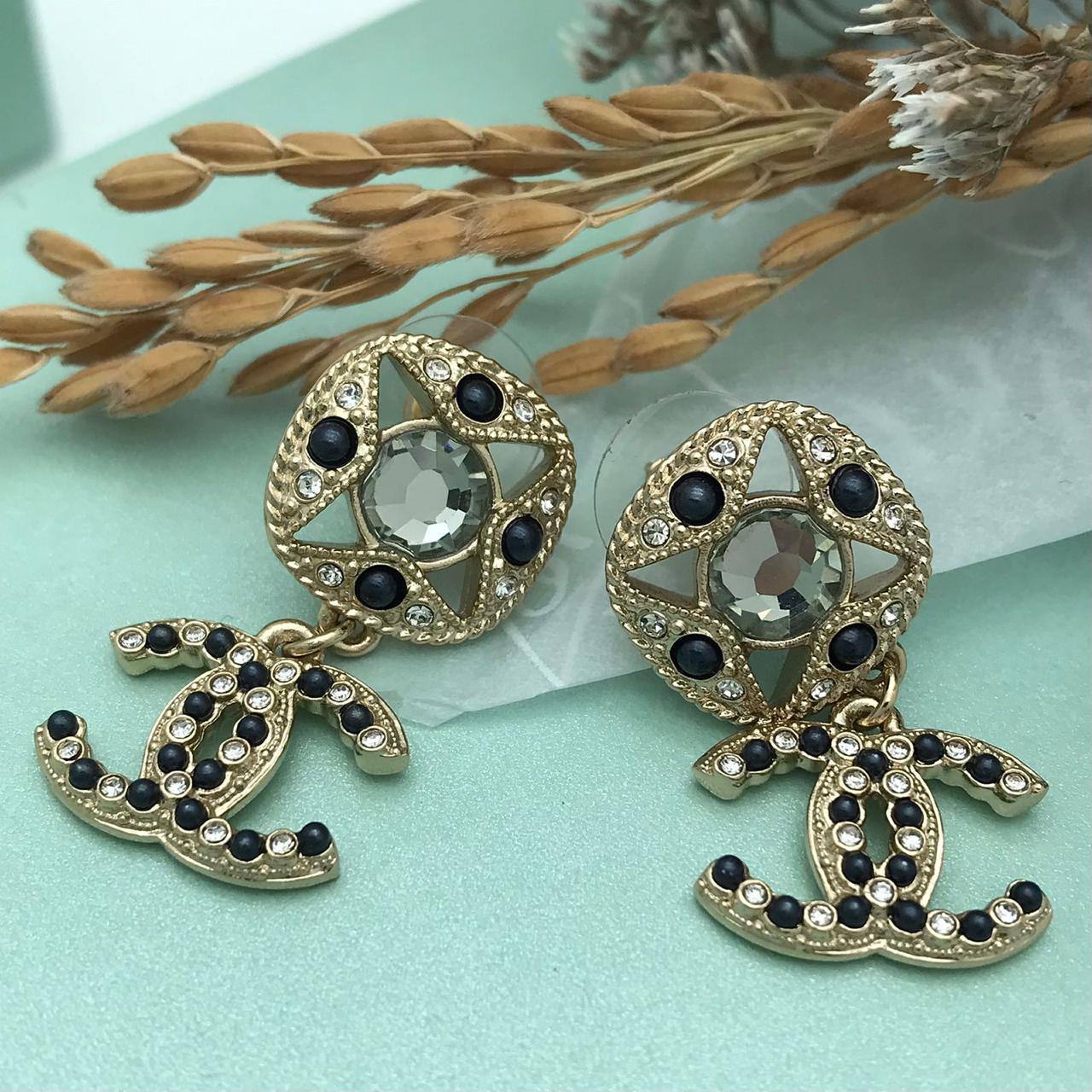 Трендовые серьги Chanel BP-34246 Трендовые серьги Chanel BP-34246