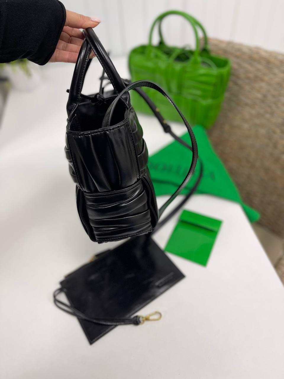 Коллекционная женская сумка Bottega Veneta BP-28615 Коллекционная женская сумка Bottega Veneta BP-28615