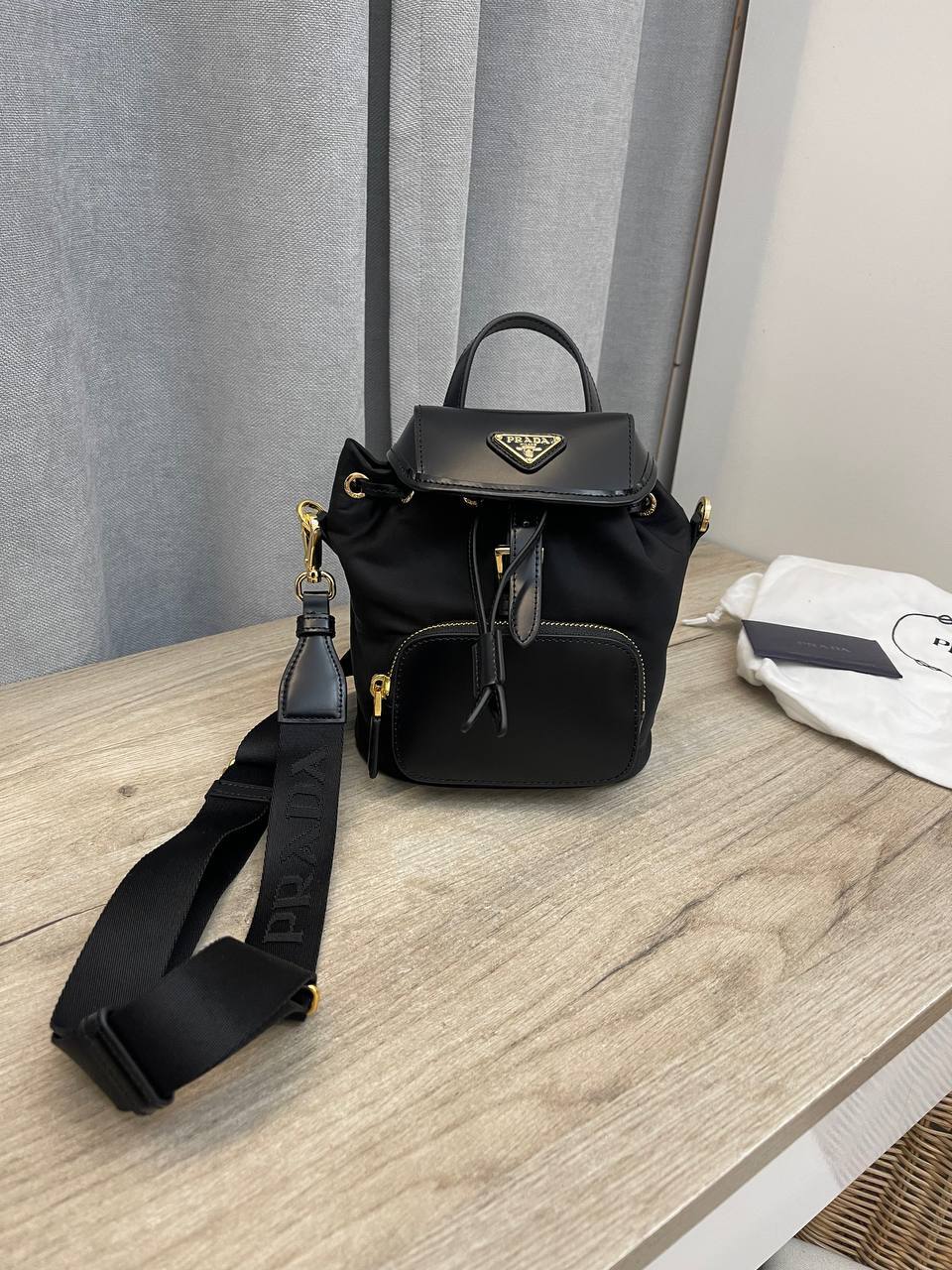 Трендовая сумка-слинг Prada BP-42454 Трендовая сумка-слинг Prada BP-42454