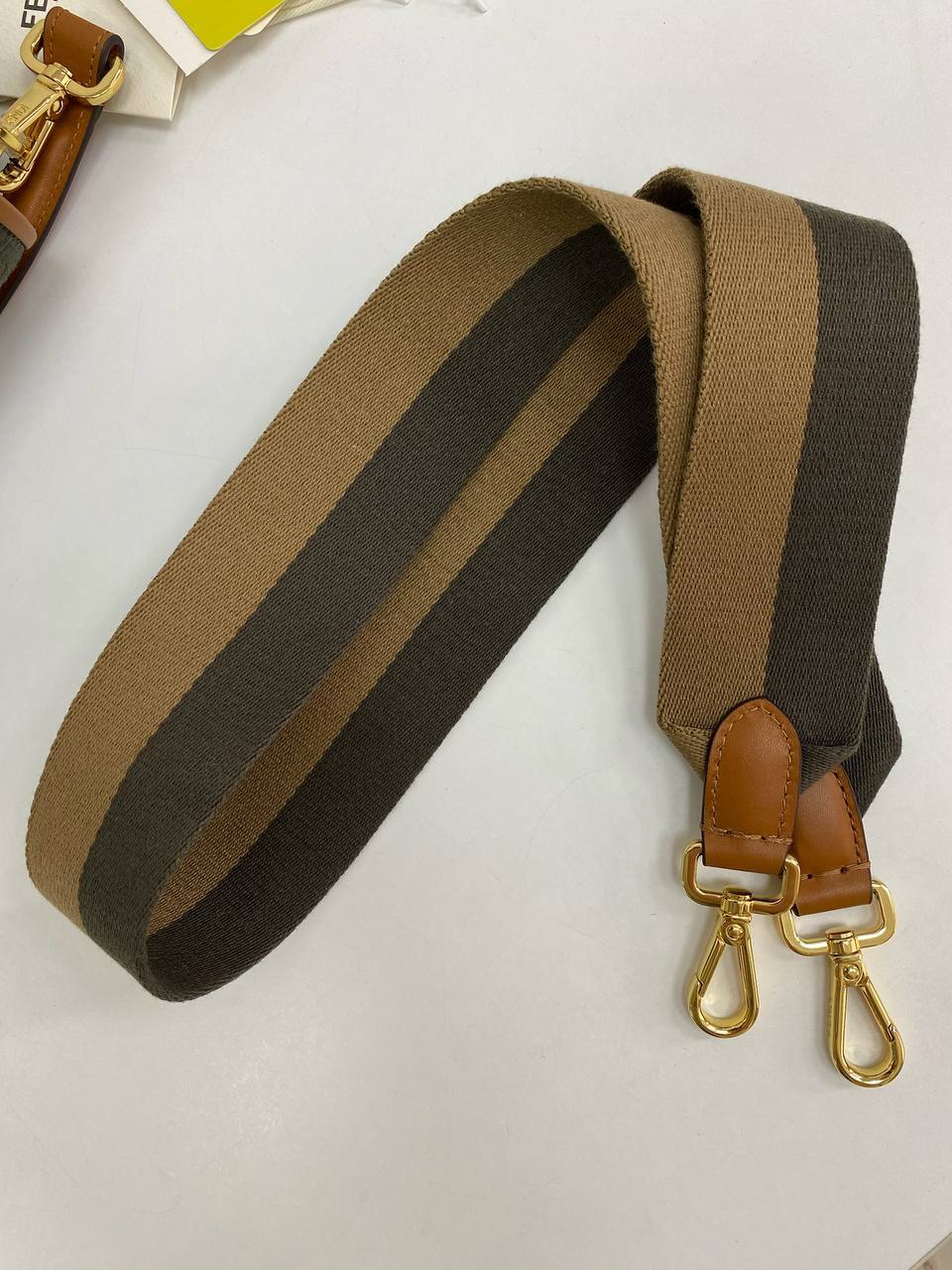 Трендовая женская сумка хаки Baguette Fendi BP-27229 Трендовая женская сумка хаки Baguette Fendi BP-27229