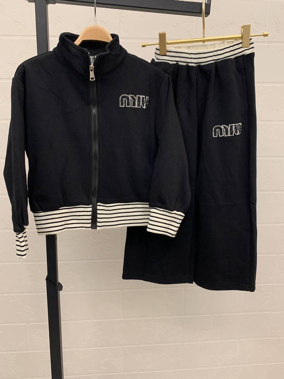 Костюм Miu Miu дизайнерский BP-52941 Костюм Miu Miu дизайнерский BP-52941