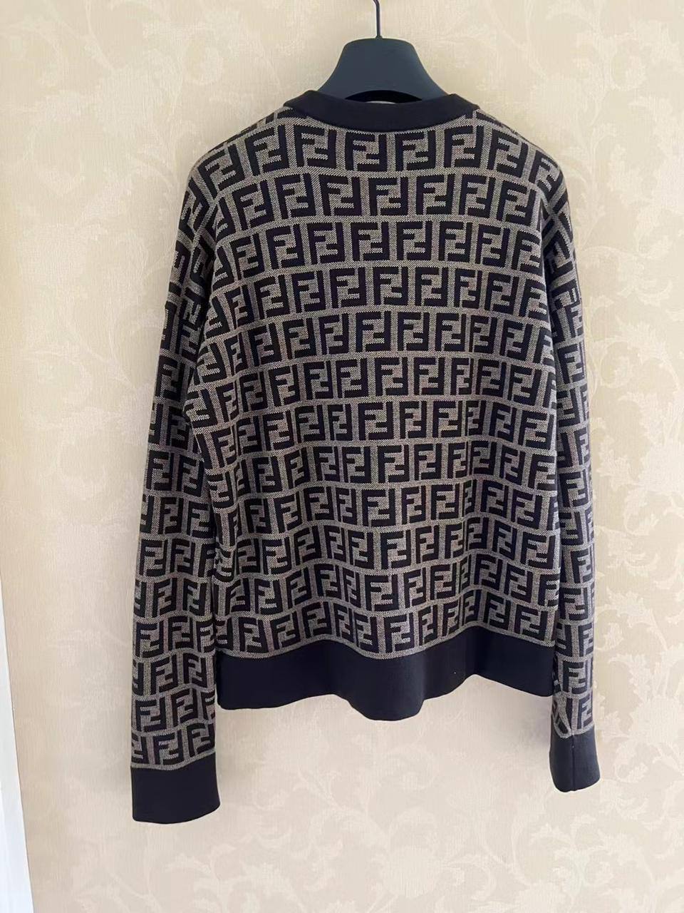 Лонгслив Fendi премиум BP-15926 Лонгслив Fendi премиум BP-15926