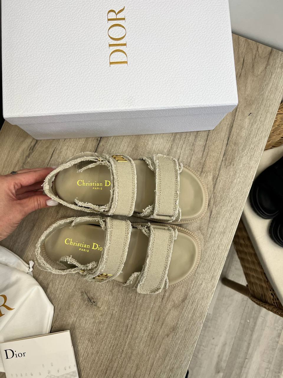 Сандалии коллекционные Christian Dior BP-50807 Сандалии коллекционные Christian Dior BP-50807