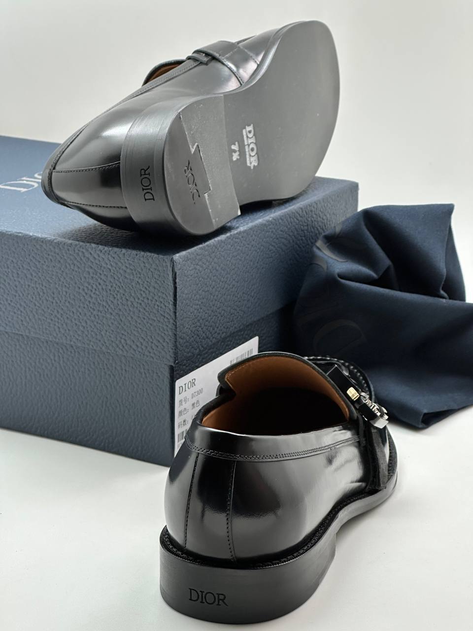 Повседневные лоферы Christian Dior BP-28390 Повседневные лоферы Christian Dior BP-28390