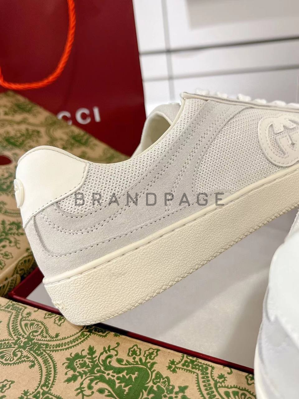 Женские кожаные кроссовки Gucci BPLUX12447 Женские кожаные кроссовки Gucci BPLUX12447