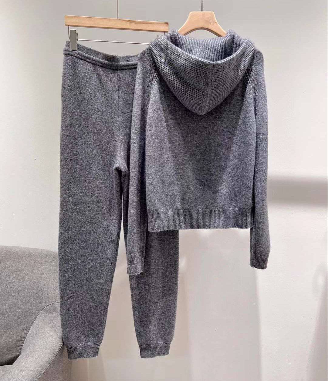 Спортивный костюм Loro Piana повседневный BP-23510 Спортивный костюм Loro Piana повседневный BP-23510