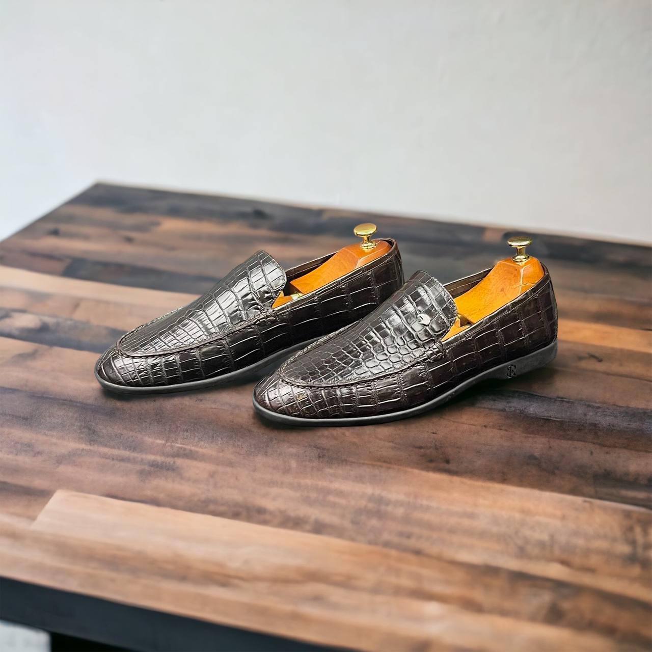 Лоферы Stefano Ricci из кожи крокодила с облегченной подошвой BP-36085 Лоферы Stefano Ricci из кожи крокодила с облегченной подошвой BP-36085