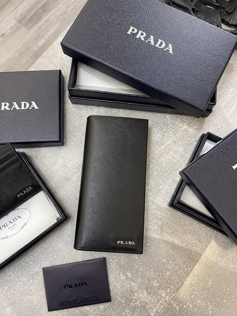 Купюрник стильный Prada BP-46461 Купюрник стильный Prada BP-46461