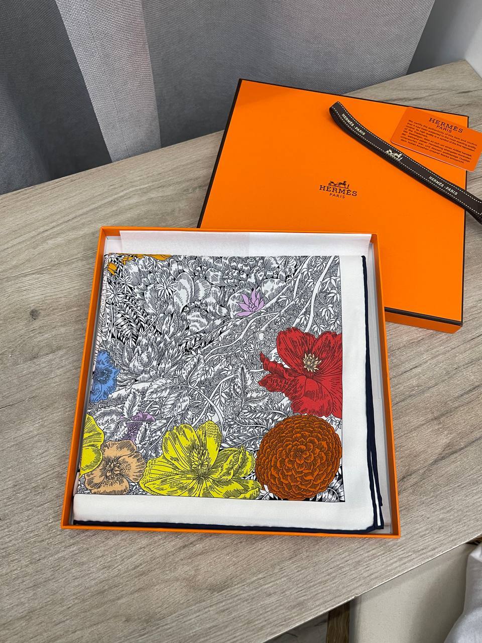 Коллекционный платок Hermes BP-48300 Коллекционный платок Hermes BP-48300