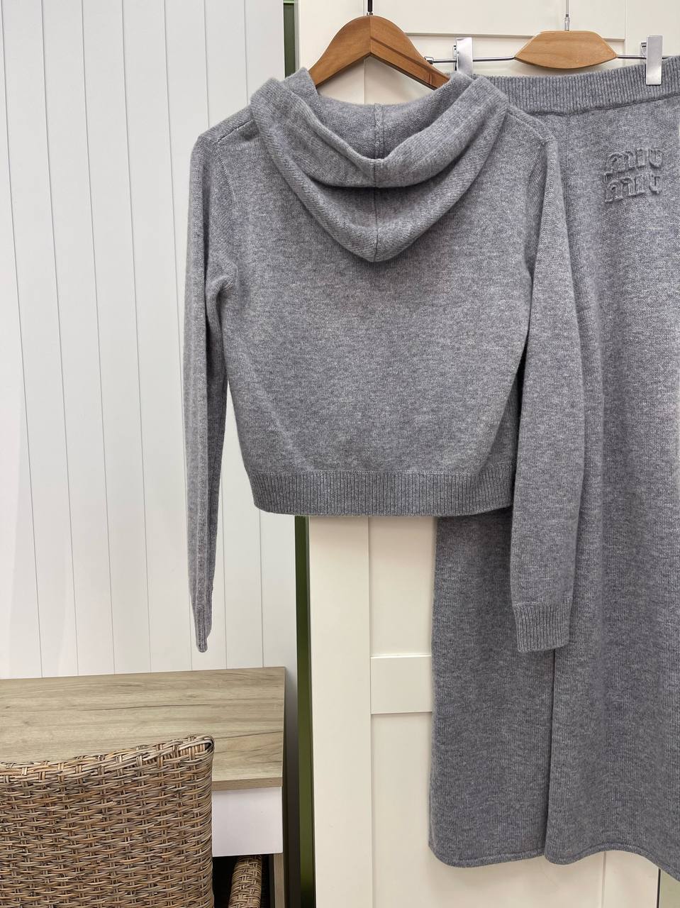 Женский костюм премиум Miu Miu BP-26071 Женский костюм премиум Miu Miu BP-26071