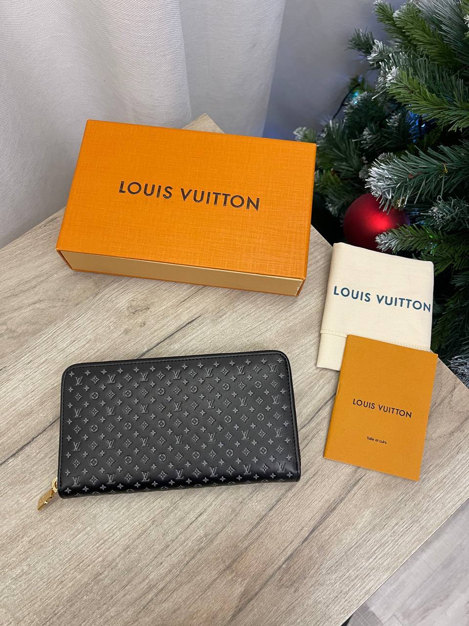 Коллекционный кошелёк Louis Vuitton BP-44505 Коллекционный кошелёк Louis Vuitton BP-44505