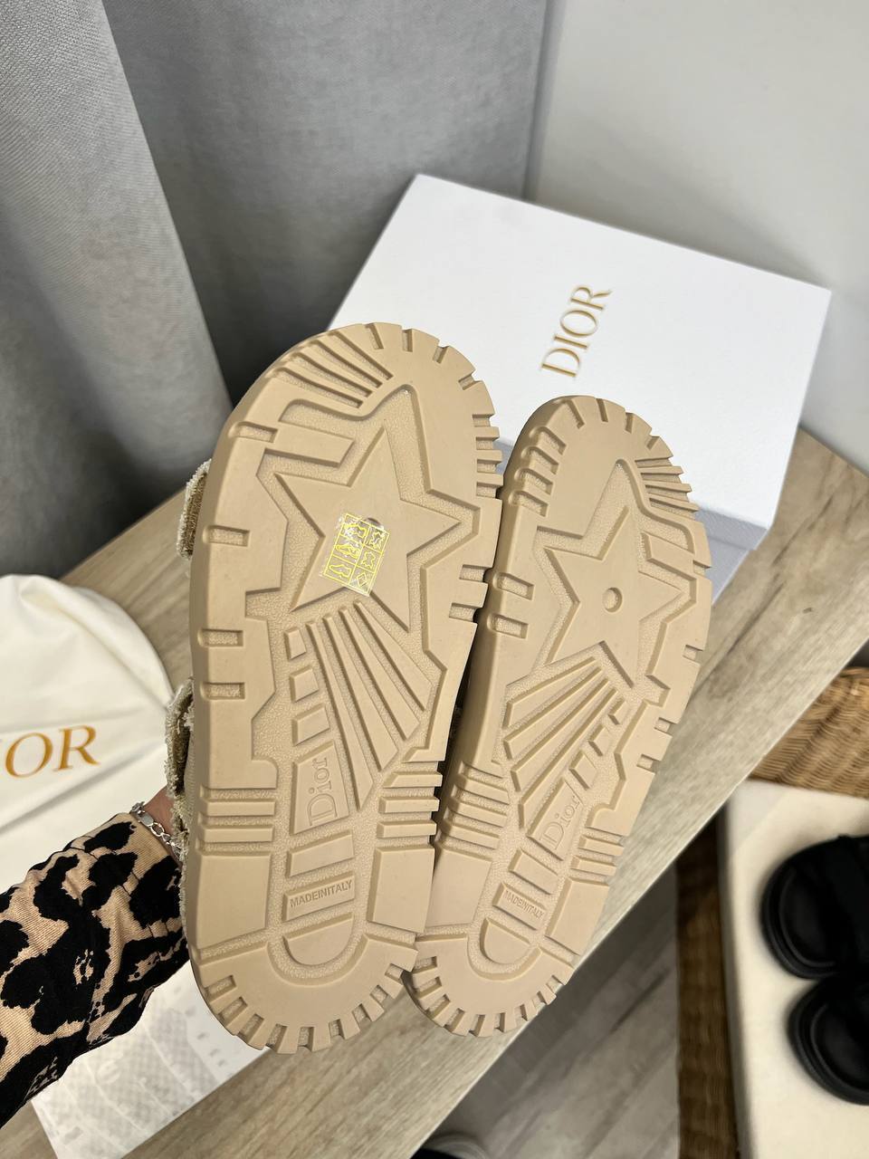 Сандалии коллекционные Christian Dior BP-50807 Сандалии коллекционные Christian Dior BP-50807