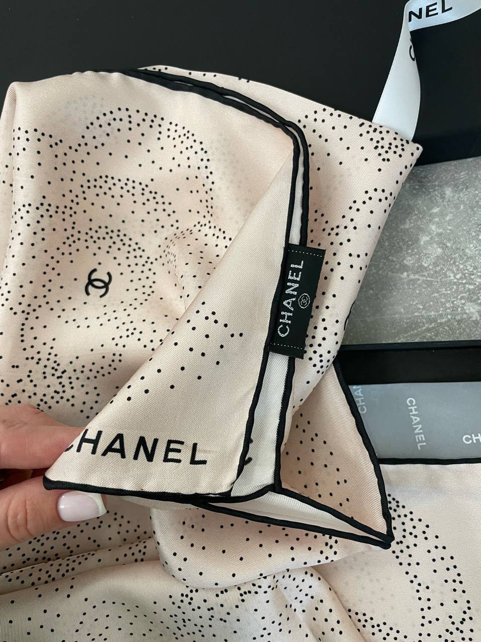 Chanel BP-45561 эксклюзивный платок Chanel BP-45561 эксклюзивный платок