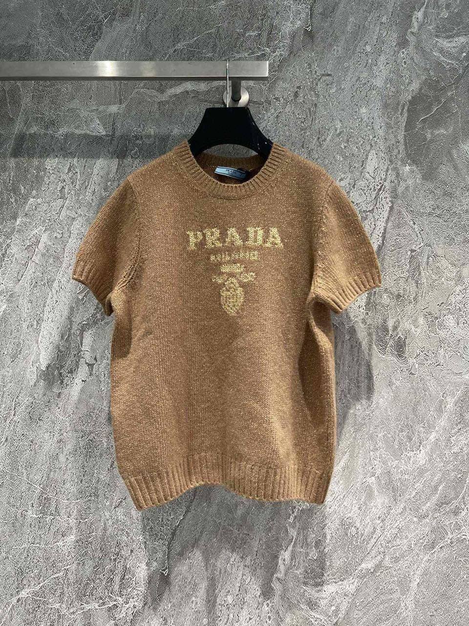 Премиум кофта Prada BP-48258 Премиум кофта Prada BP-48258