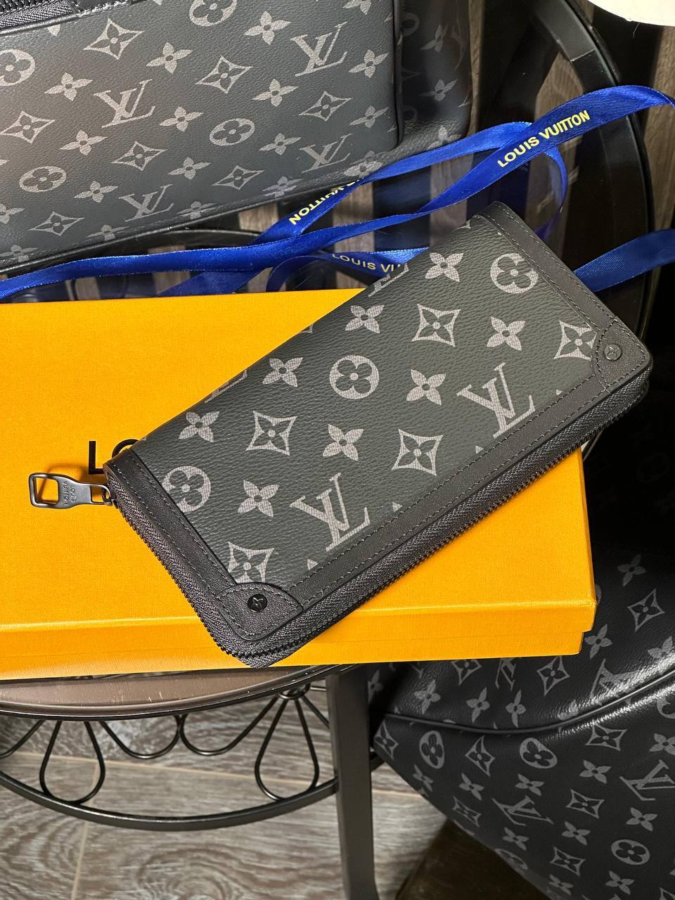 Портмоне стильное Louis Vuitton BP-43693 Портмоне стильное Louis Vuitton BP-43693