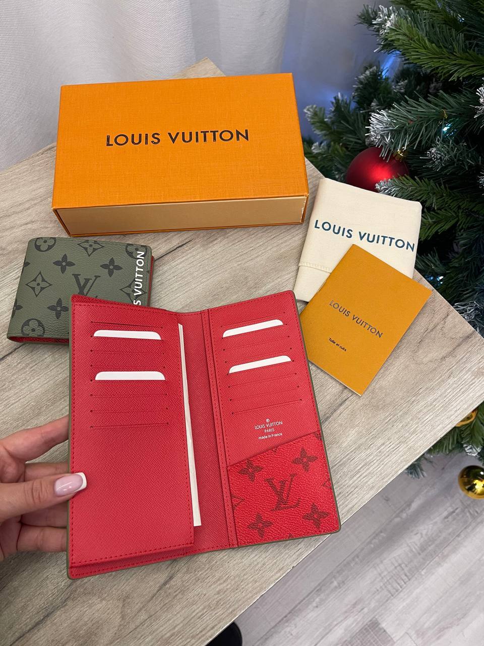 Купюрница люкс Louis Vuitton BP-44498 Купюрница люкс Louis Vuitton BP-44498