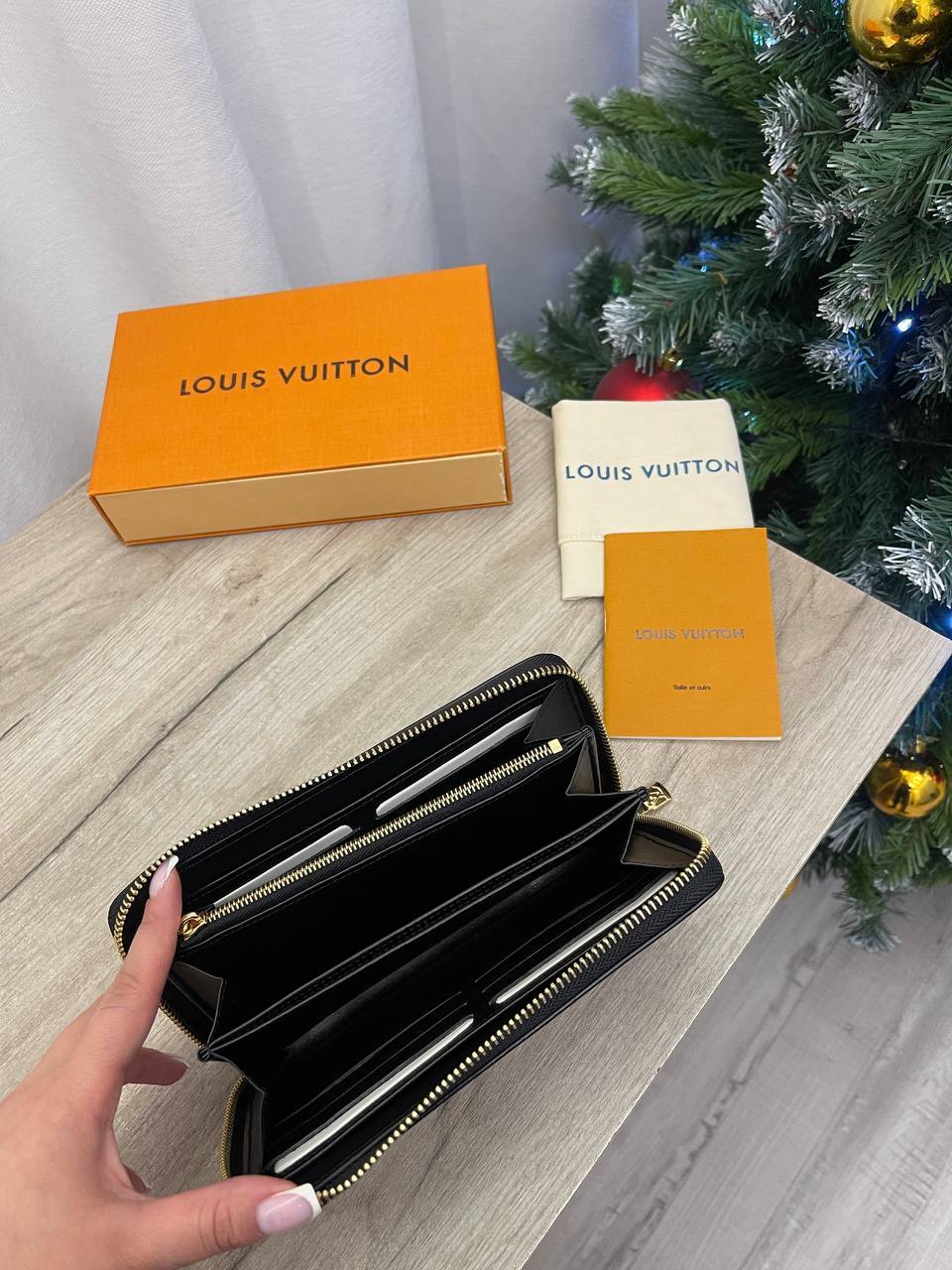 Коллекционный кошелёк Louis Vuitton BP-44505 Коллекционный кошелёк Louis Vuitton BP-44505