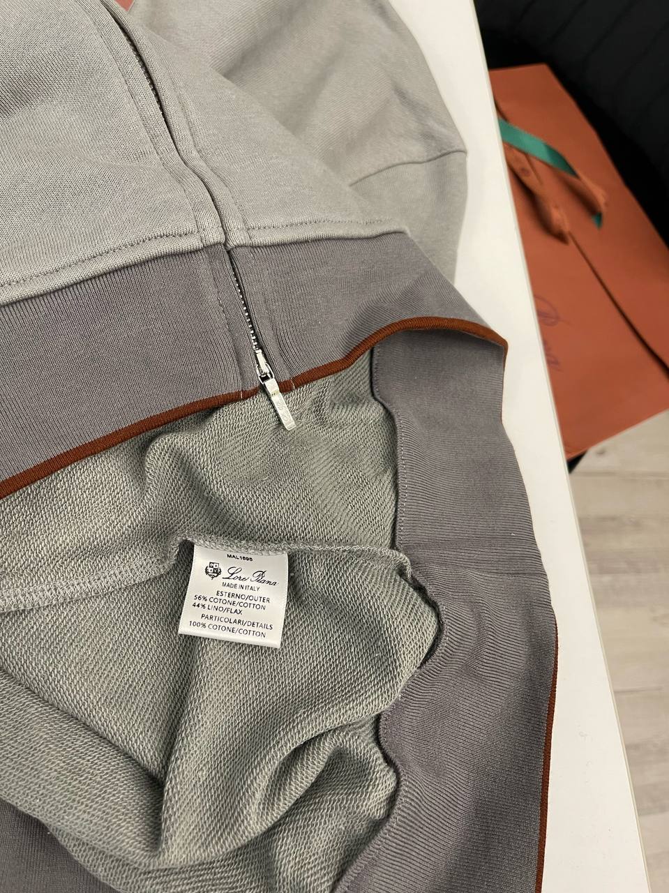 Спортивный костюм Loro Piana BP-39847 Спортивный костюм Loro Piana BP-39847