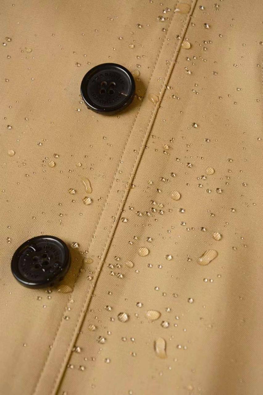 Тренч светло-бежевый Burberry на пуговицах BP-53712 Тренч светло-бежевый Burberry на пуговицах BP-53712