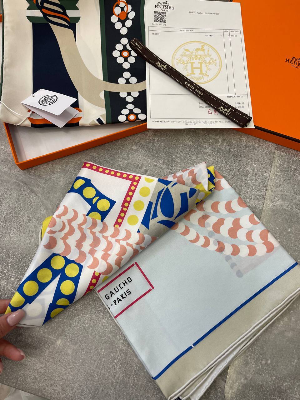 Коллекционный платок Hermes BP-48140 Коллекционный платок Hermes BP-48140