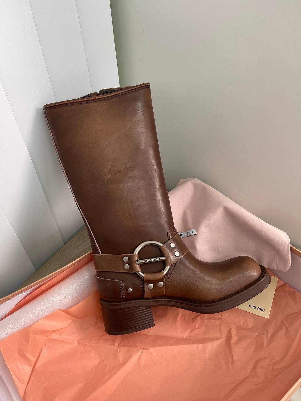 Трендовые сапоги Miu Miu BP-22681 Трендовые сапоги Miu Miu BP-22681