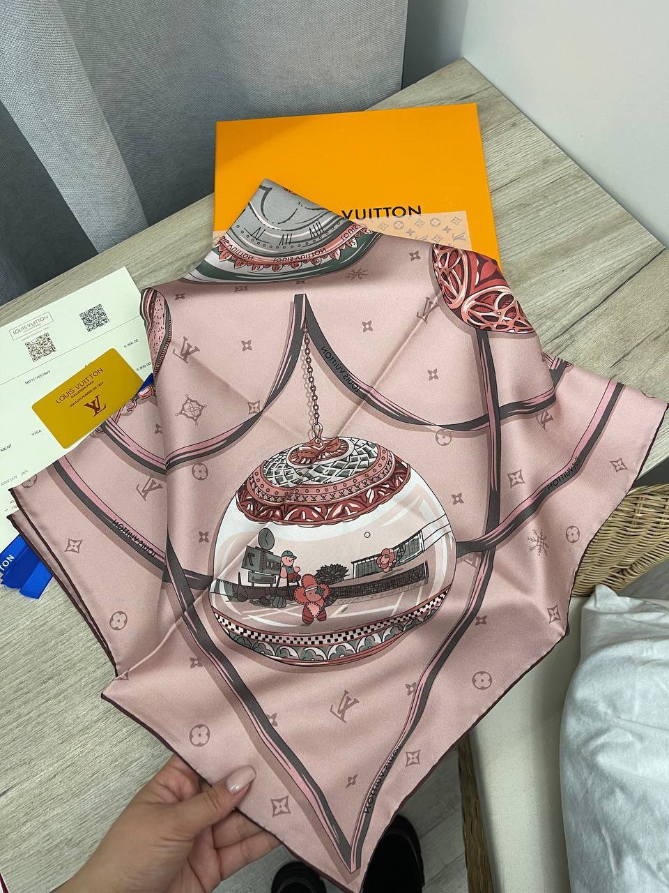 Платок Louis Vuitton люкс BP-48297 Платок Louis Vuitton люкс BP-48297