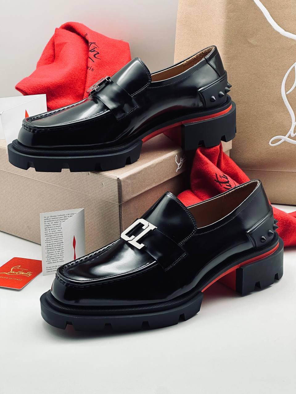 Кожаные лоферы Christian Louboutin BP-39018 Кожаные лоферы Christian Louboutin BP-39018