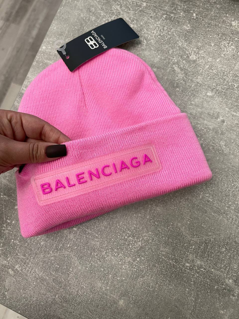 Шапка стильная Balenciaga BP-42031 Шапка стильная Balenciaga BP-42031