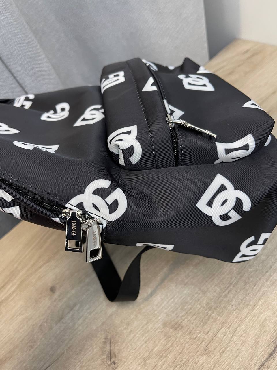 Стильный рюкзак Dolce & Gabbana BP-46476 Стильный рюкзак Dolce & Gabbana BP-46476