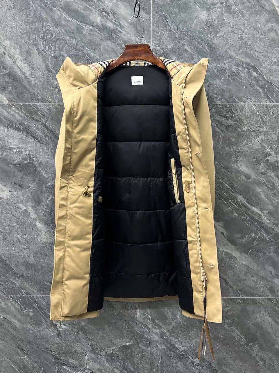 Утепленное бежевое пальто Burberry BP-23904 Утепленное бежевое пальто Burberry BP-23904