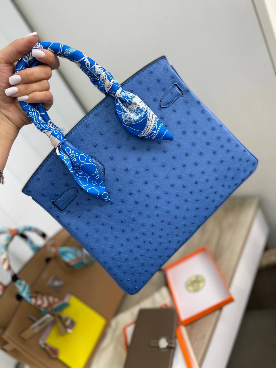 Элитная женская сумка Birkin 30 см, Ostrich PHW, Hermes BP-17771 Элитная женская сумка Birkin 30 см, Ostrich PHW, Hermes BP-17771