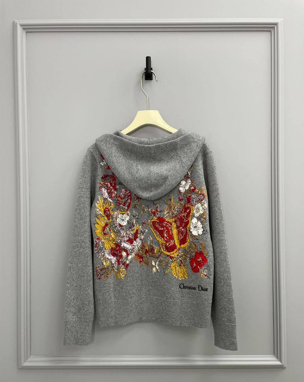 Дизайнерская кофта Christian Dior BP-28405 Дизайнерская кофта Christian Dior BP-28405