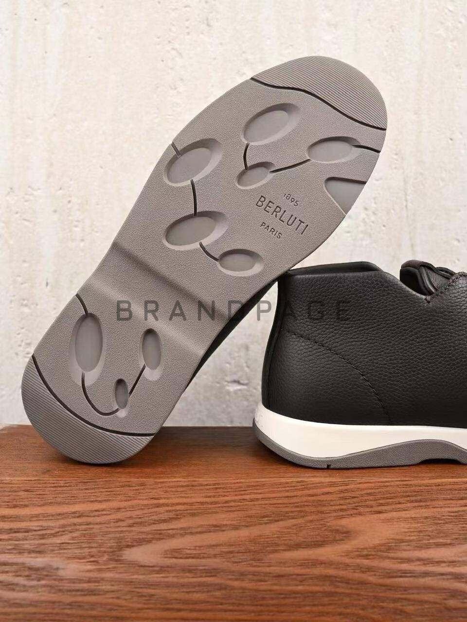 Кроссовки из натуральной кожи Berluti BPLUX5439 Кроссовки из натуральной кожи Berluti BPLUX5439