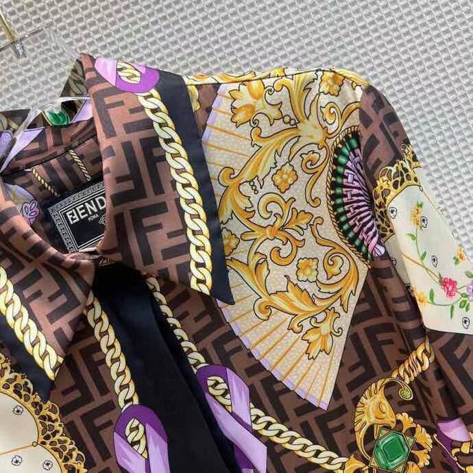 Повседневная рубашка Fendi BP-15601 Повседневная рубашка Fendi BP-15601