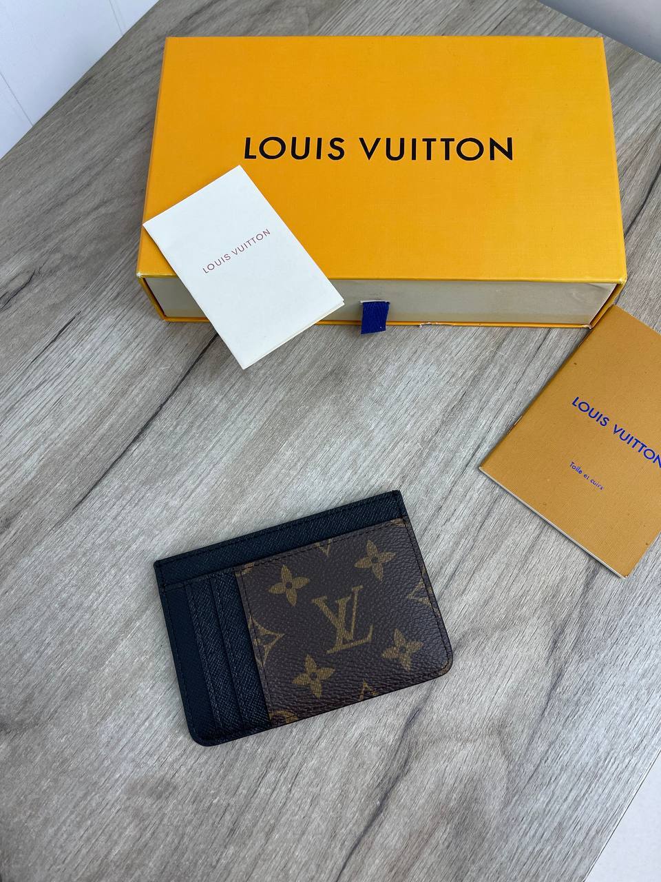 Визитница Louis Vuitton эксклюзивная BP-20571 Визитница Louis Vuitton эксклюзивная BP-20571