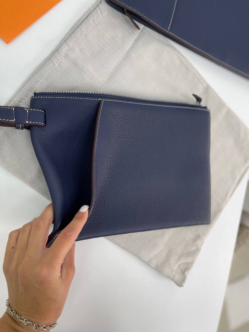 Папка 30х20см дизайнерская Hermes BP-16023 Папка 30х20см дизайнерская Hermes BP-16023