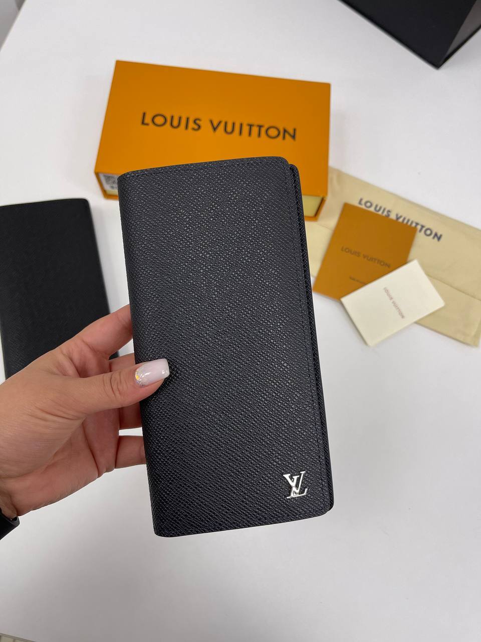 Купюрник стильный Louis Vuitton BP-30911 Купюрник стильный Louis Vuitton BP-30911