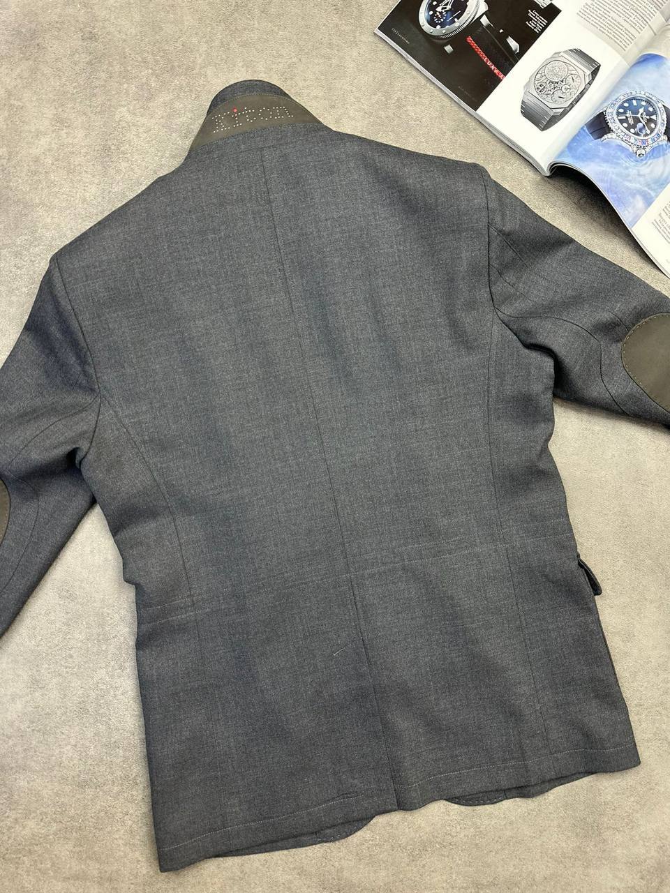 Дизайнерский пиджак Kiton BP-52962 Дизайнерский пиджак Kiton BP-52962