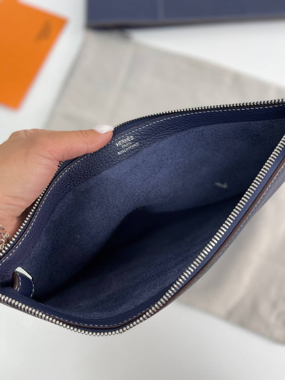 Папка 30х20см дизайнерская Hermes BP-16023 Папка 30х20см дизайнерская Hermes BP-16023