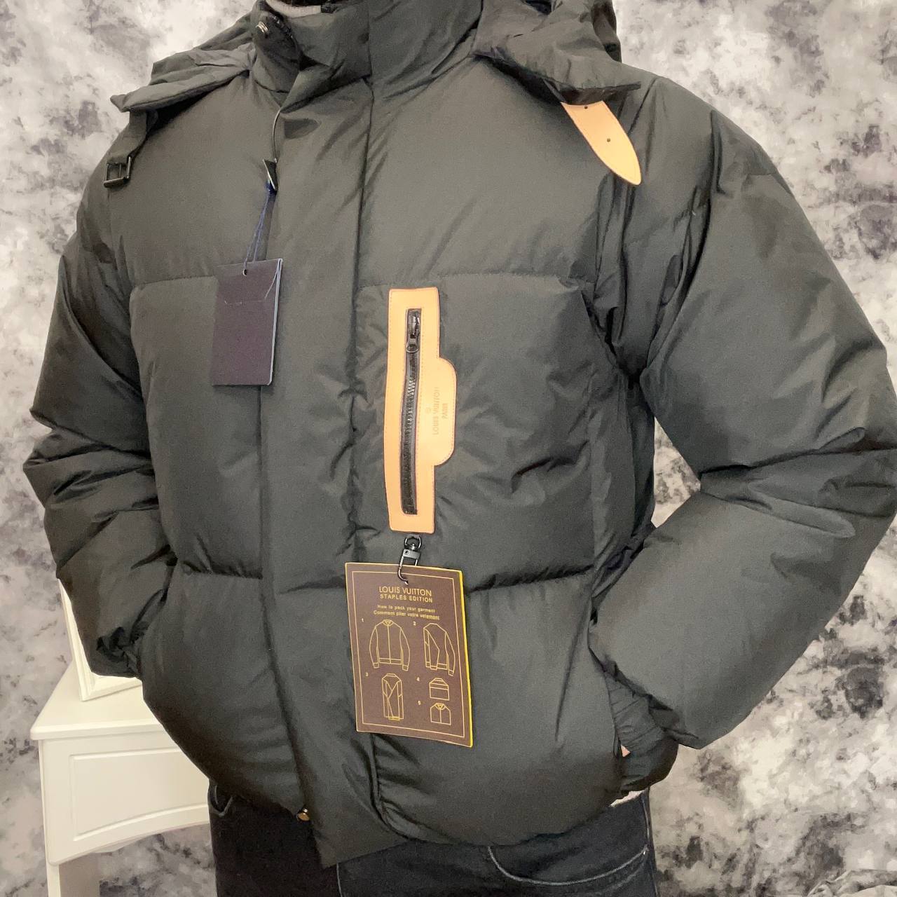 Стильный пуховик Louis Vuitton BP-21305 Стильный пуховик Louis Vuitton BP-21305