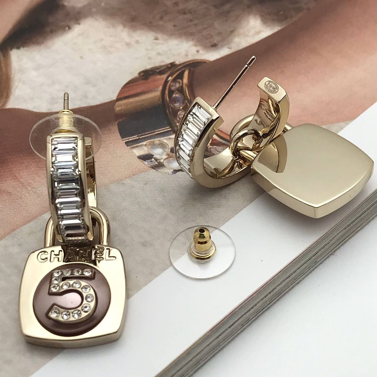 Элитные серьги Chanel BP-36829 Элитные серьги Chanel BP-36829