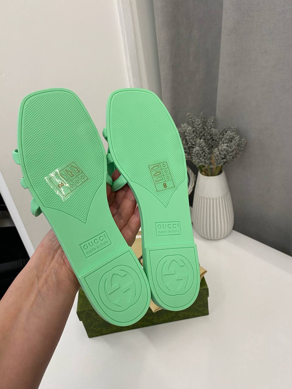 Коллекционные шлепанцы Gucci BP-52595 Коллекционные шлепанцы Gucci BP-52595