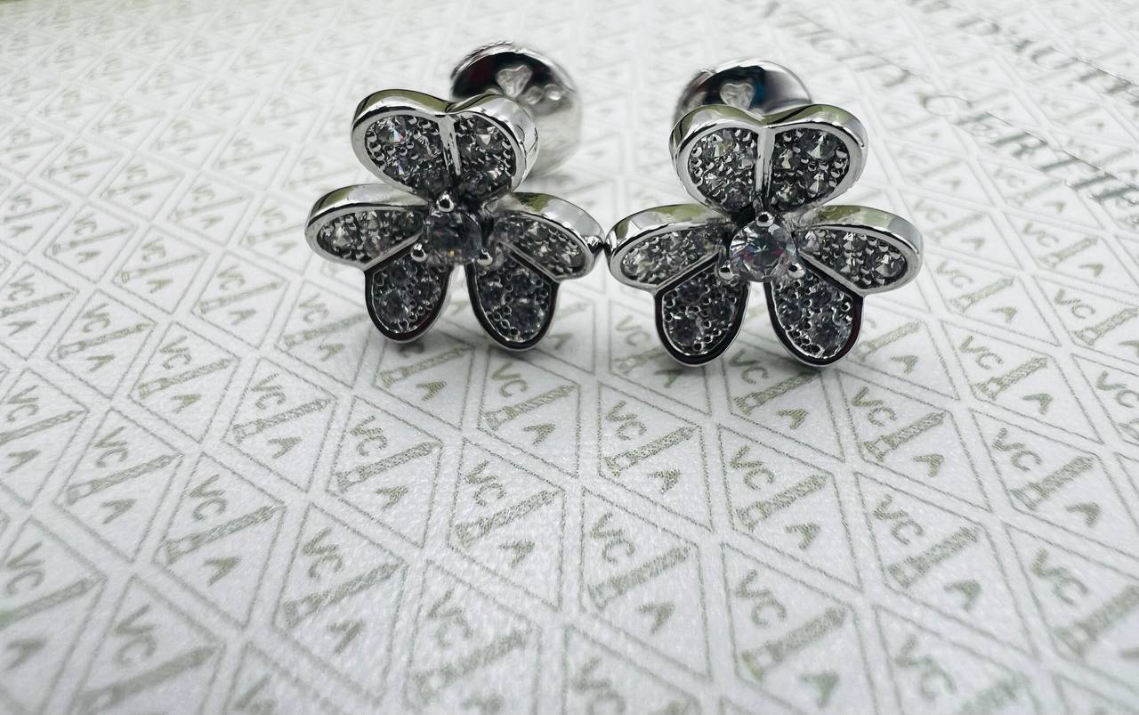 Коллекционные серьги Van Cleef BP-47790 Коллекционные серьги Van Cleef BP-47790