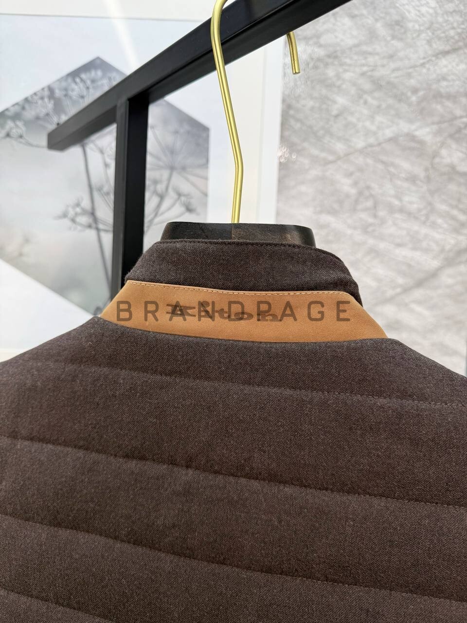 Жилетка из нейлона KITON BPLUX5600 Жилетка из нейлона KITON BPLUX5600